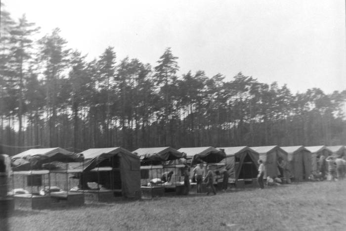 neg 020