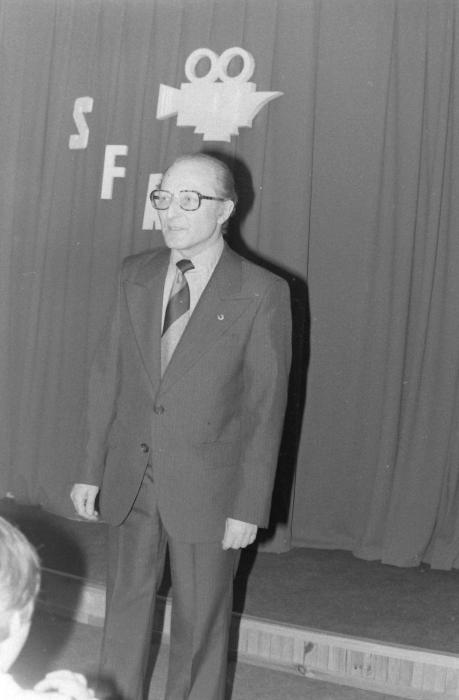 p2270077