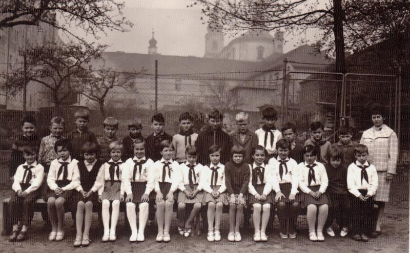 003 3tř 1964-5
